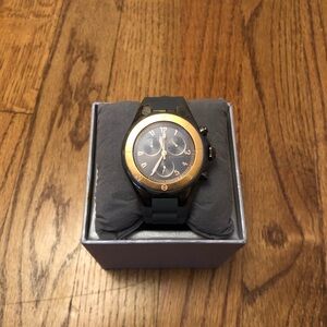 MICHELE Tahitian Jelly Bean Gray Silicone Rose Gold